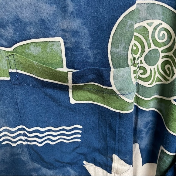 Territory Ahead Men’s XXL Hawaiian Geometric ButtonDown Shirt Batik Tonga Island - Picture 4 of 8